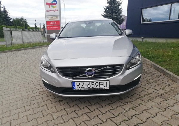 Volvo S60 cena 44900 przebieg: 123624, rok produkcji 2015 z Rzgów małe 172